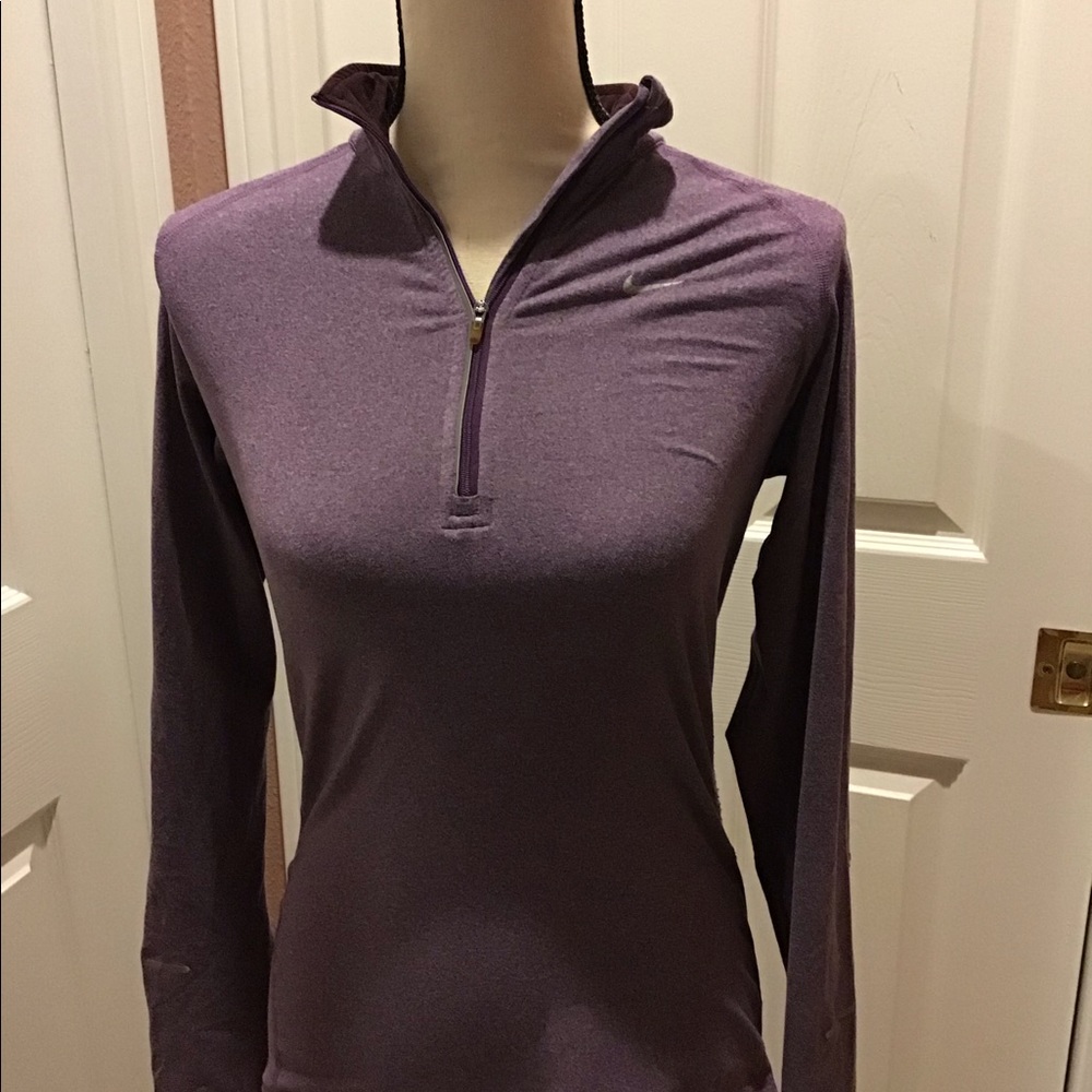 Nike Dri Fit Nike Element Long Sleeves Sweatshirt